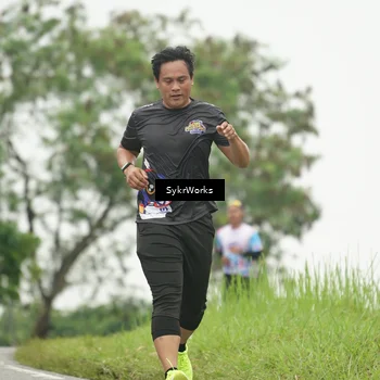 Runner Photo 8890529
