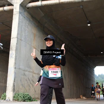 Runner Photo 8890539