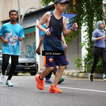 Runner Photo 8890561