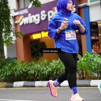 Runner Photo 8890638