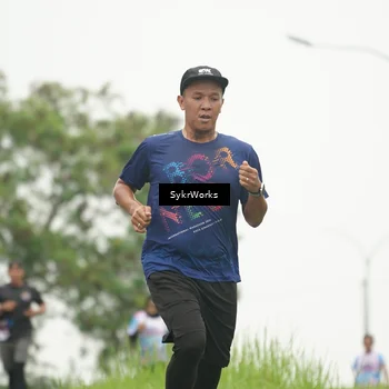 Runner Photo 8890656