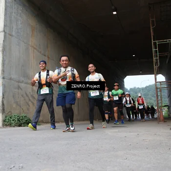 Runner Photo 8890664