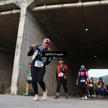Runner Photo 8890712