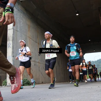 Runner Photo 8890765