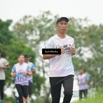 Runner Photo 8890847