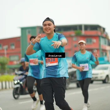 Runner Photo 8890860