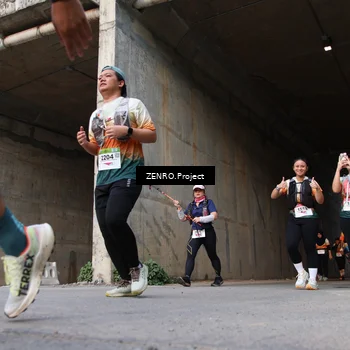 Runner Photo 8891535
