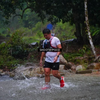 Runner Photo 8891870