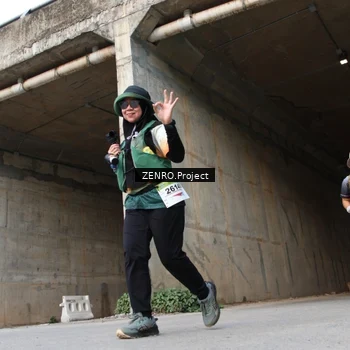 Runner Photo 8891876
