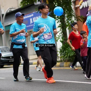 Runner Photo 8891896