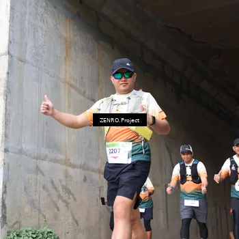 Runner Photo 8892036