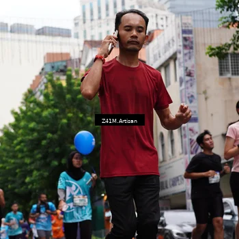 Runner Photo 8892044