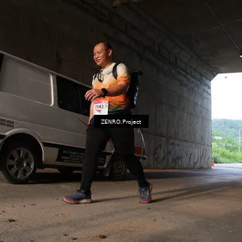 Runner Photo 8892047