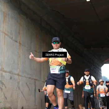 Runner Photo 8892103