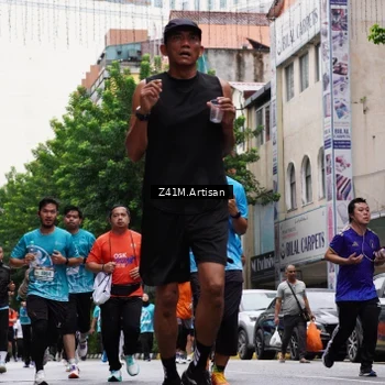 Runner Photo 8892109
