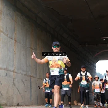 Runner Photo 8892178
