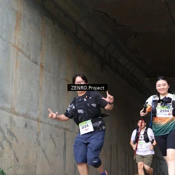 Runner Photo 8892211