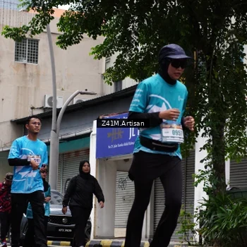 Runner Photo 8892279
