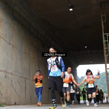 Runner Photo 8892310