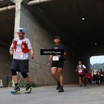 Runner Photo 8892513