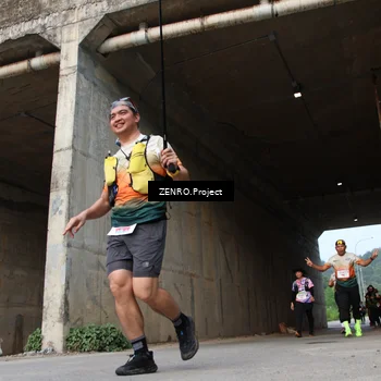Runner Photo 8892542