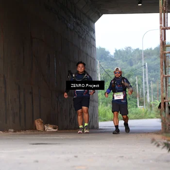 Runner Photo 8892549