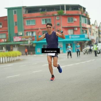 Runner Photo 8892644