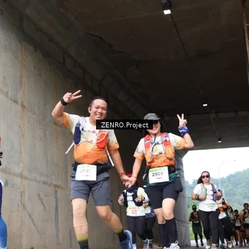 Runner Photo 8892716