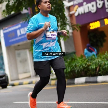 Runner Photo 8892735