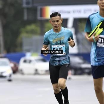 Runner Photo 8892762