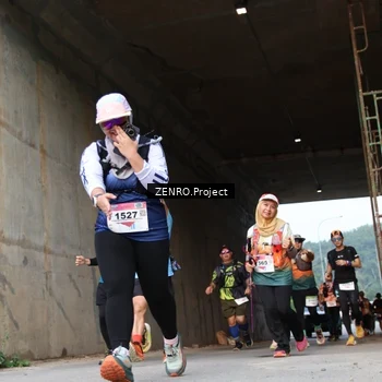 Runner Photo 8892766
