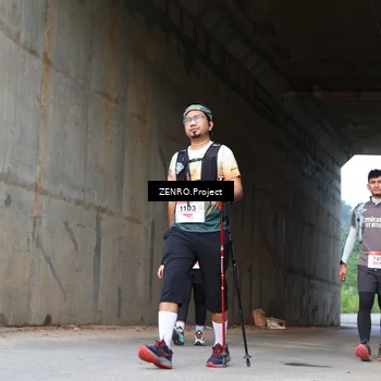 Runner Photo 8892859