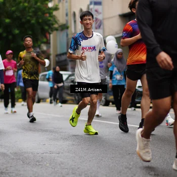 Runner Photo 8892939