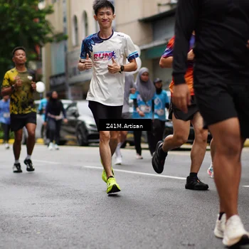 Runner Photo 8892940