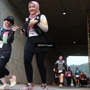 Runner Photo 8892984