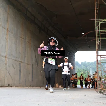 Runner Photo 8893002