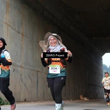 Runner Photo 8893019