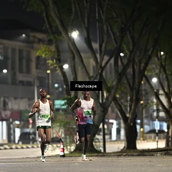 Runner Photo 8893037