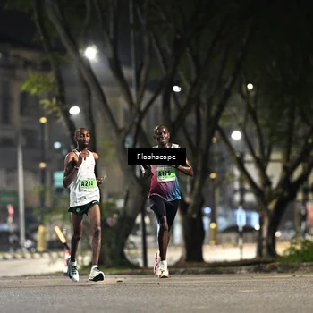 Runner Photo 8893045