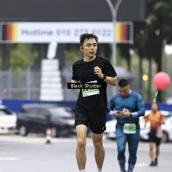 Runner Photo 8893051