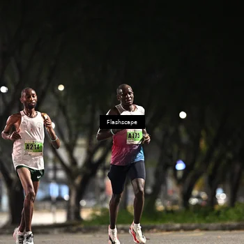 Runner Photo 8893057