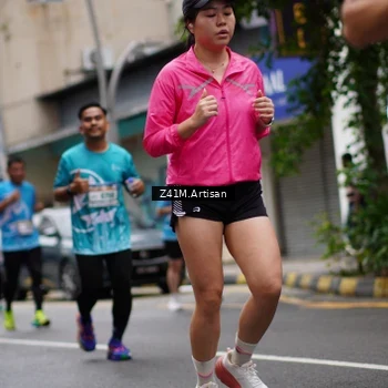 Runner Photo 8893065