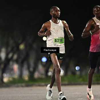 Runner Photo 8893070