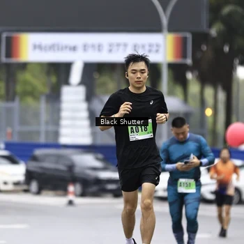 Runner Photo 8893072