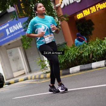 Runner Photo 8893089