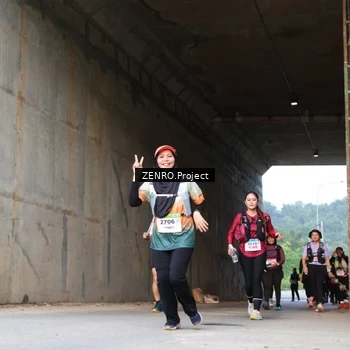 Runner Photo 8893090