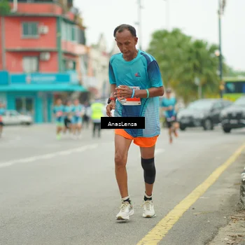 Runner Photo 8893116