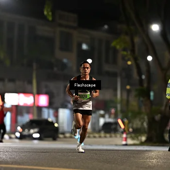 Runner Photo 8893172
