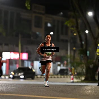 Runner Photo 8893173