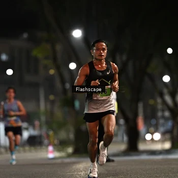 Runner Photo 8893203